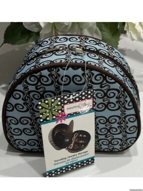 NWT Everything Mary Traveling Jewelry Case
